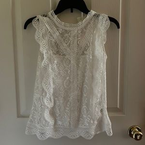 White Sleeveless Lace Shirt